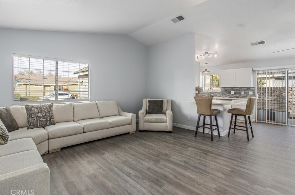 183 Jackson Rd, San Bernardino CA  92408-4103 exterior