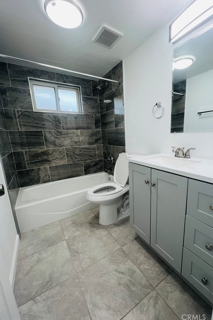 578 Monterey Pl, Hemet CA  92543-7269 exterior