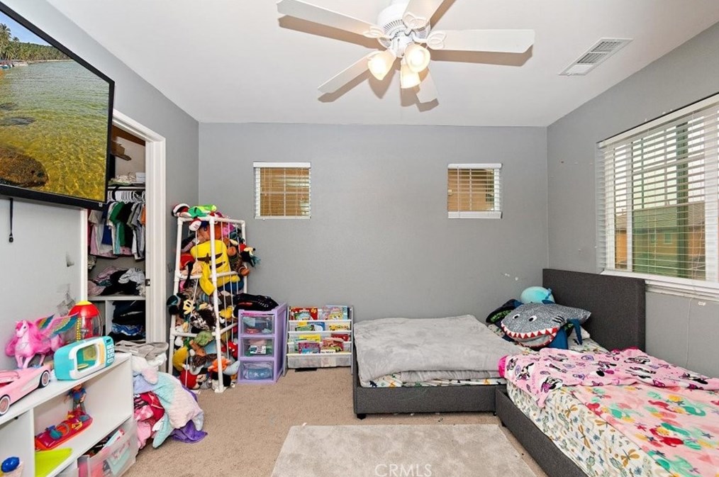 1418 Silverberry Ln, Beaumont CA  92223-1436 exterior