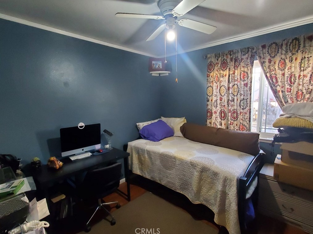 2404 College Ave, San Bernardino CA  92407-2464 exterior