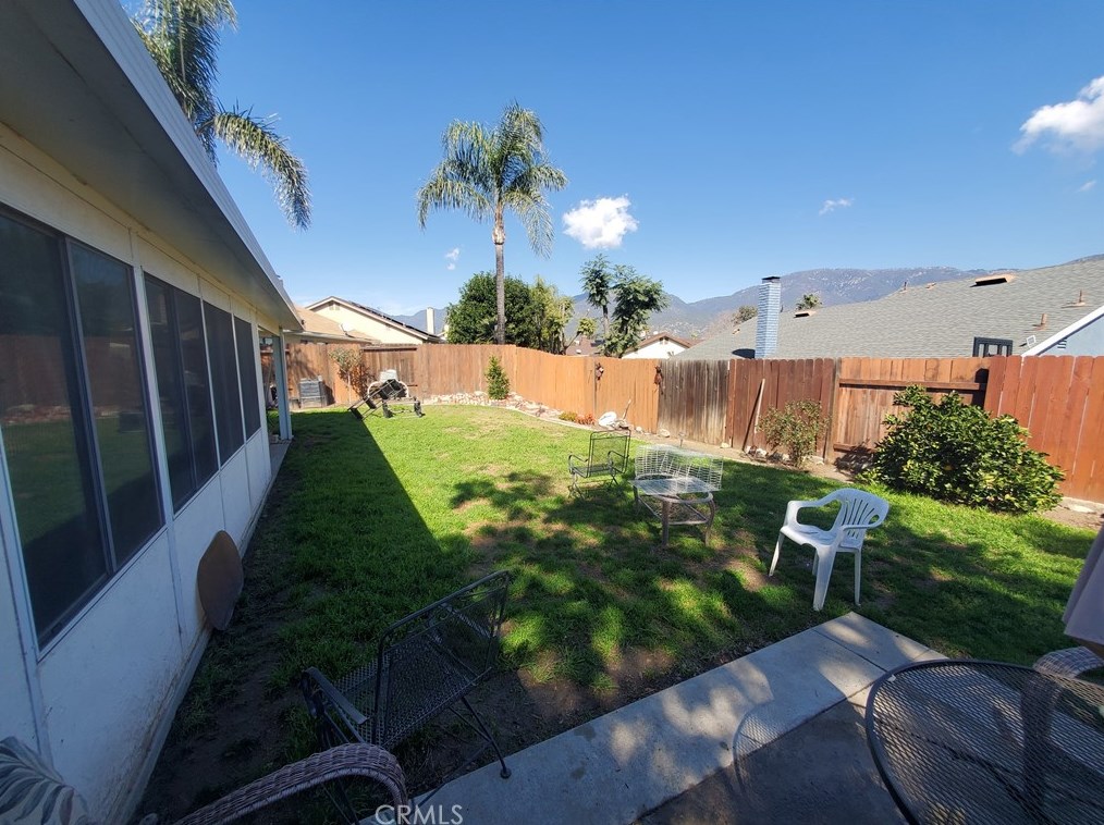 2404 College Ave, San Bernardino CA  92407-2464 exterior