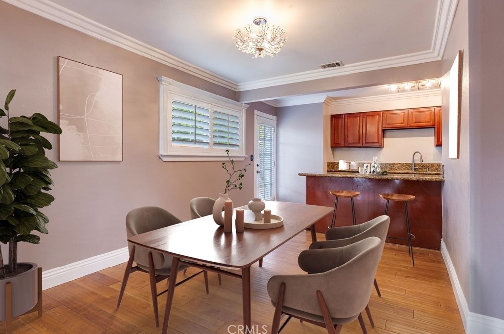 123 Elena Ave, Riverside CA  92507-1244 exterior