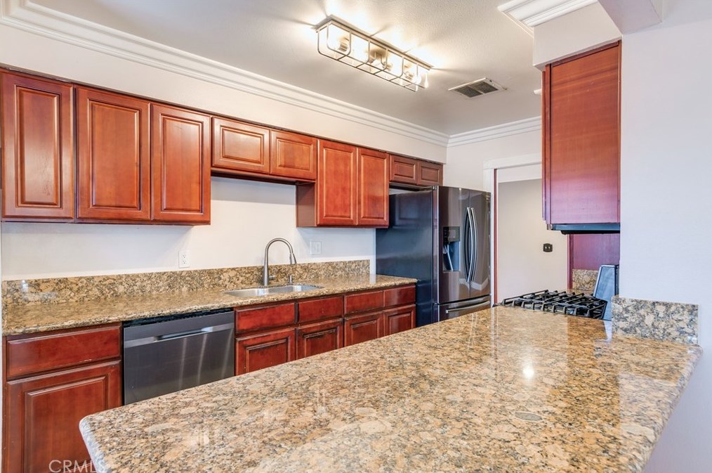 123 Elena Ave, Riverside CA  92507-1244 exterior