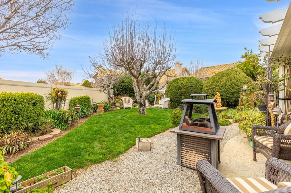 5060 Olympic Ave, Banning CA  92220-5172 exterior