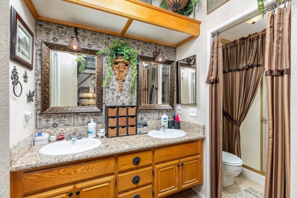 5060 Olympic Ave, Banning CA  92220-5172 exterior