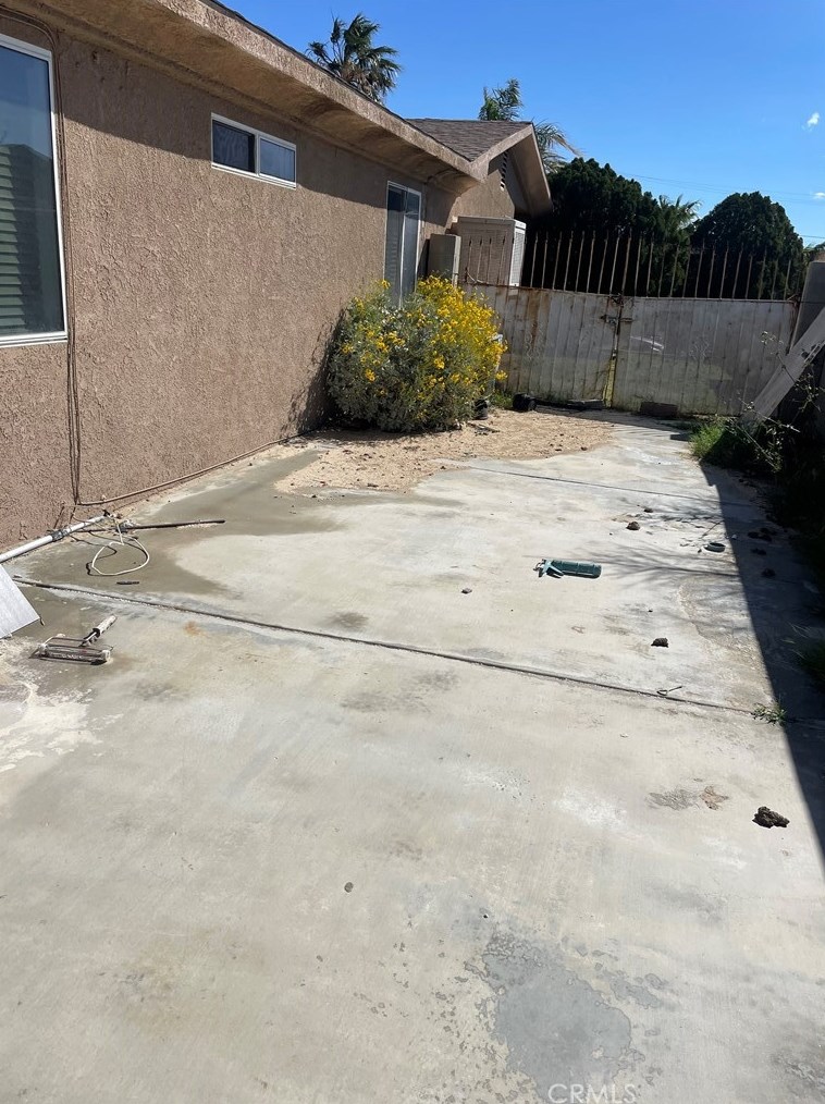 13845 Hidalgo St, Desert Hot Springs CA  92240-6239 exterior