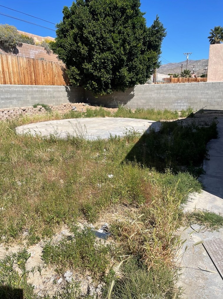 13845 Hidalgo St, Desert Hot Springs CA  92240-6239 exterior