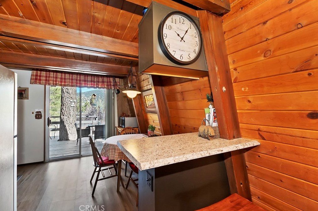 125 Mojave Blvd, Big Bear City CA  92314-9451 exterior