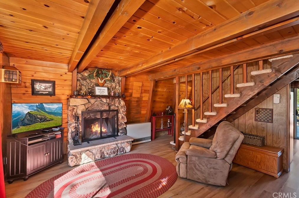 125 Mojave Blvd, Big Bear City CA  92314-9451 exterior