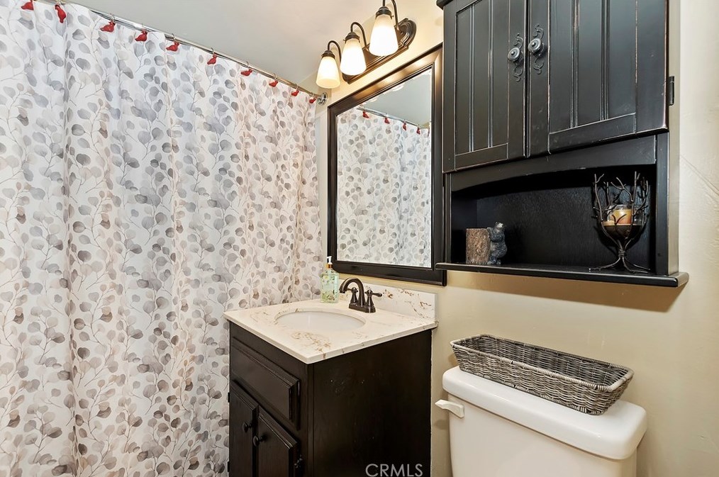 125 Mojave Blvd, Big Bear City CA  92314-9451 exterior