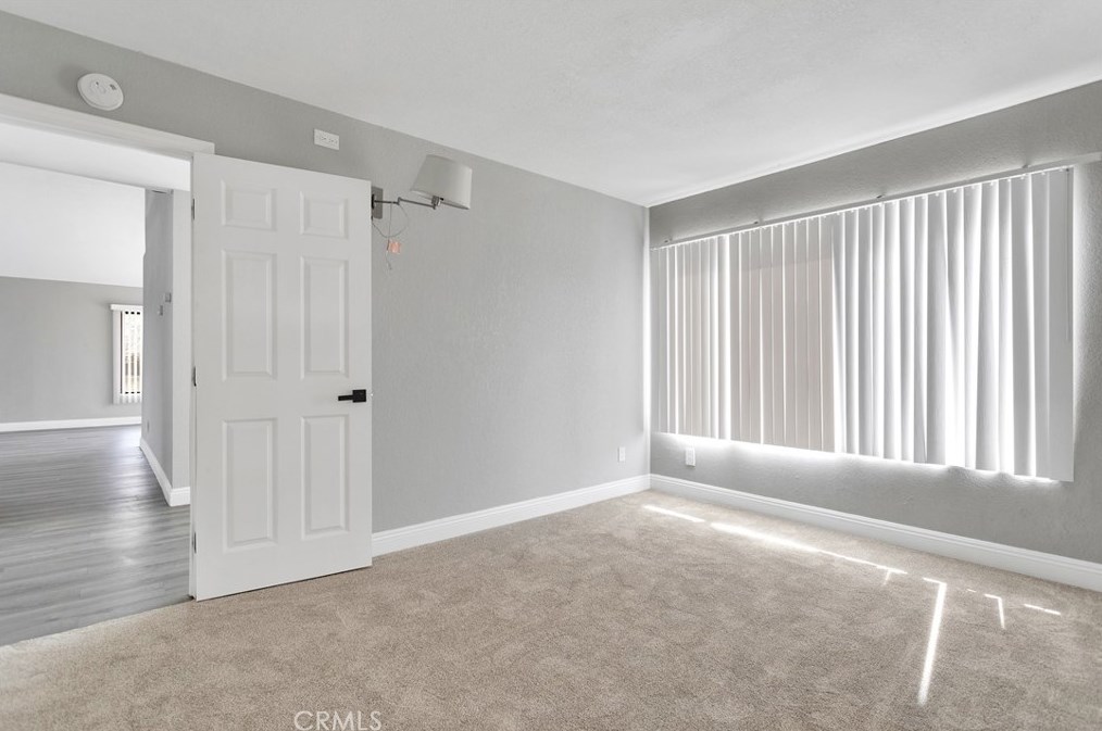 13531 Mica Ave, Victorville CA  92392-8825 exterior