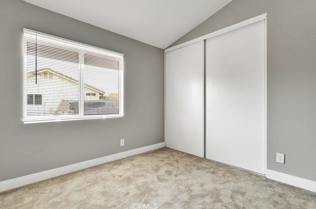 13531 Mica Ave, Victorville CA  92392-8825 exterior