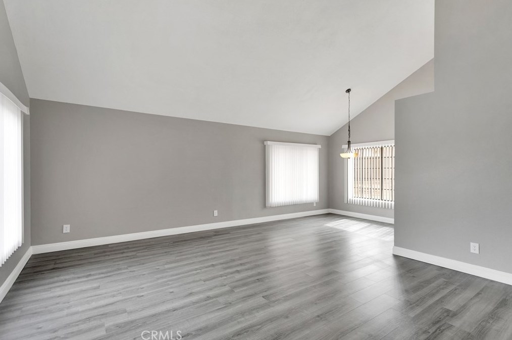 13531 Mica Ave, Victorville CA  92392-8825 exterior