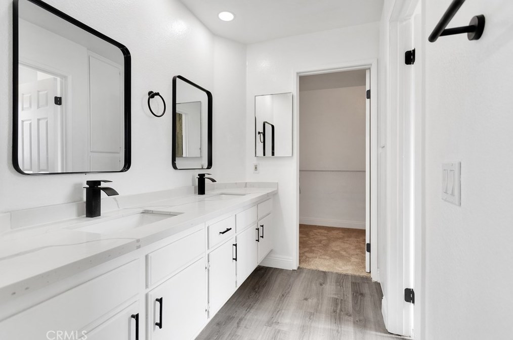 13531 Mica Ave, Victorville CA  92392-8825 exterior