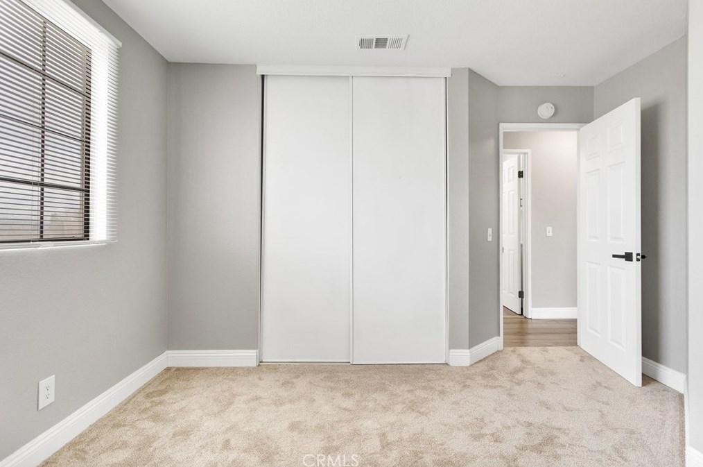 13531 Mica Ave, Victorville CA  92392-8825 exterior