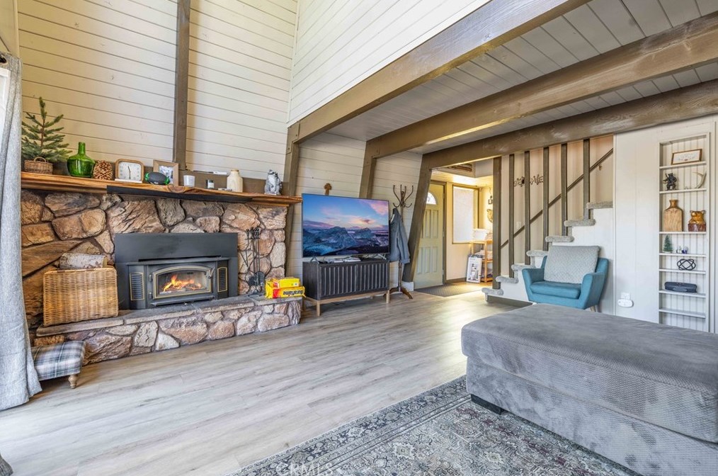 47125 Skyview Dr, Big Bear City CA  92314-9035 exterior