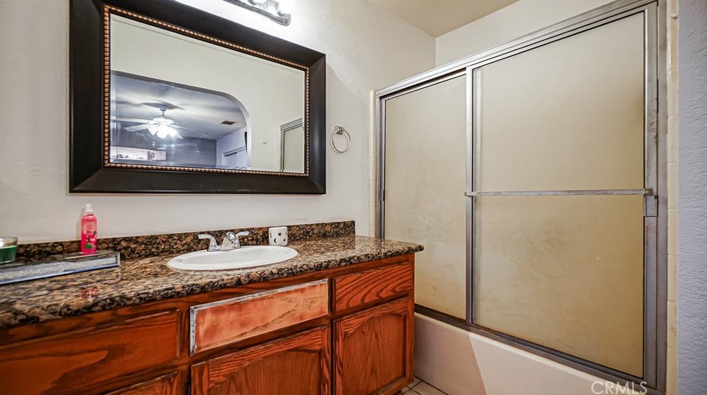 11810 Jamacha Rd, Apple Valley CA  92308-7607 exterior