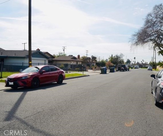25835 Fisher St, San Bernardino CA  92404-6123 exterior