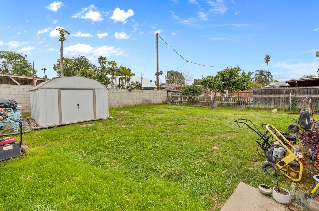 7434 Freda Ave, Riverside CA  92504-4510 exterior