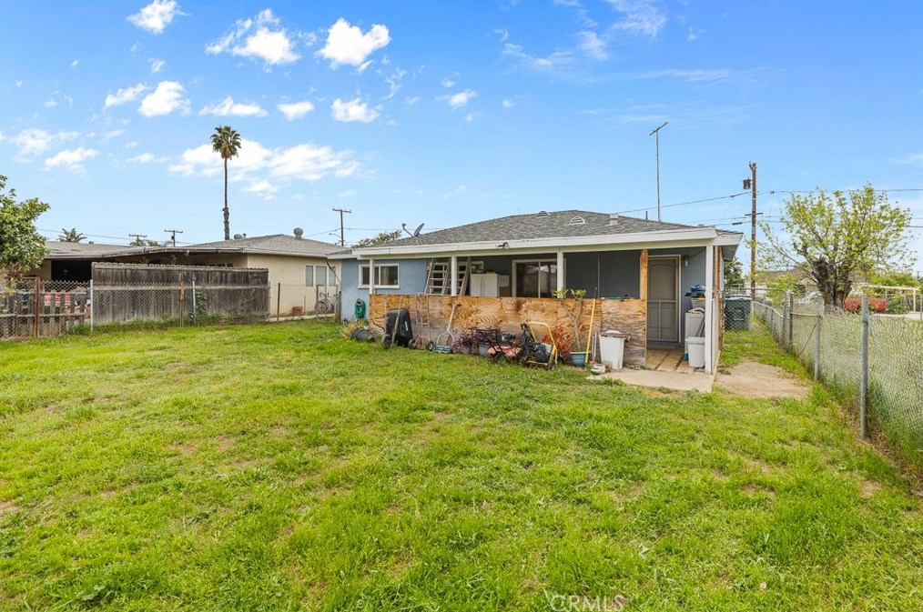 7434 Freda Ave, Riverside CA  92504-4510 exterior