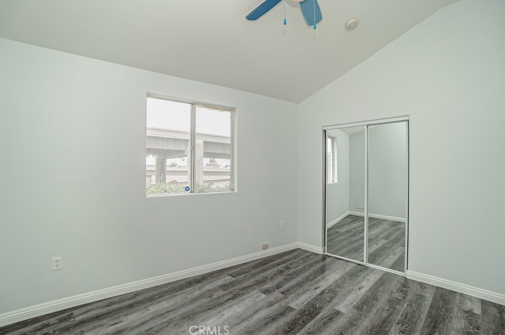 319 111th St, Los Angeles CA  90061-3003 exterior