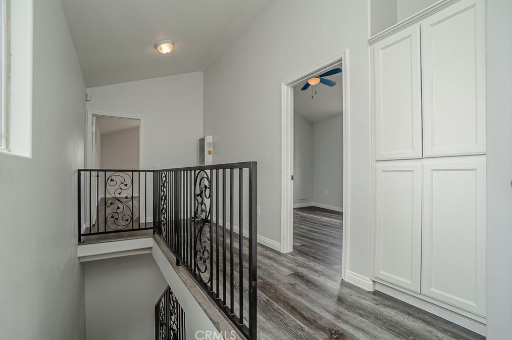 319 111th St, Los Angeles CA  90061-3003 exterior