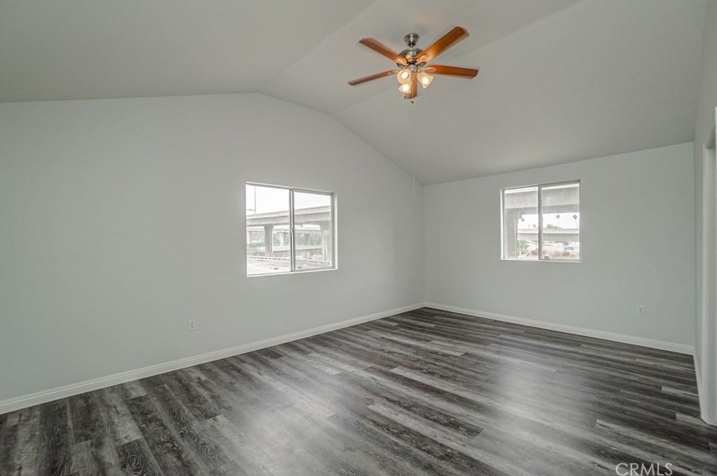 319 111th St, Los Angeles CA  90061-3003 exterior