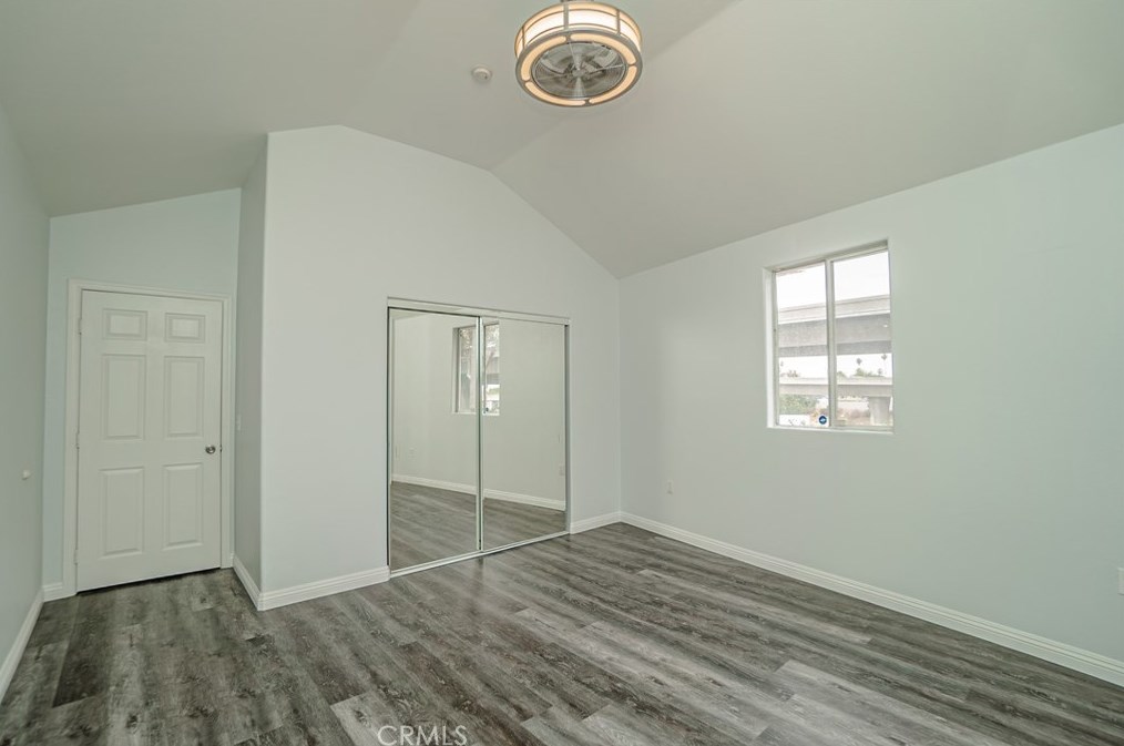 319 111th St, Los Angeles CA  90061-3003 exterior