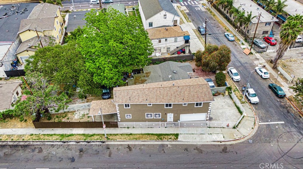 319 111th St, Los Angeles CA  90061-3003 exterior