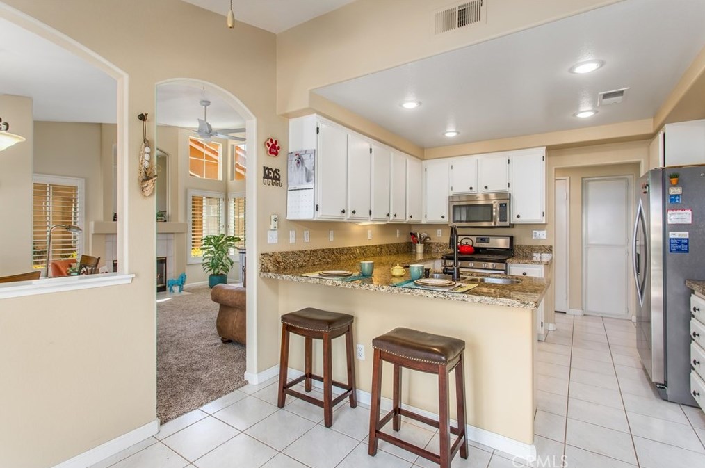 1458 Allin Ln, Banning CA  92220-6449 exterior