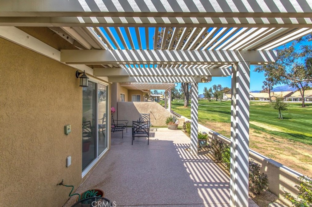 1458 Allin Ln, Banning CA  92220-6449 exterior