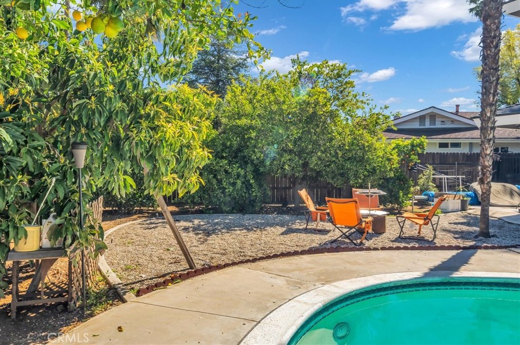 821 Balboa Ct, Redlands CA  92373-6903 exterior