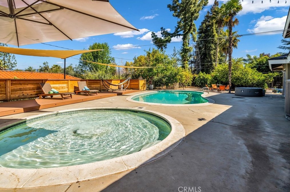 821 Balboa Ct, Redlands CA  92373-6903 exterior