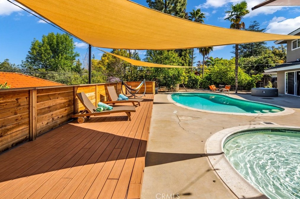 821 Balboa Ct, Redlands CA  92373-6903 exterior