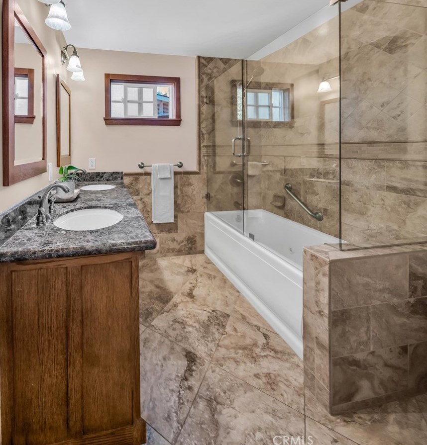 821 Balboa Ct, Redlands CA  92373-6903 exterior