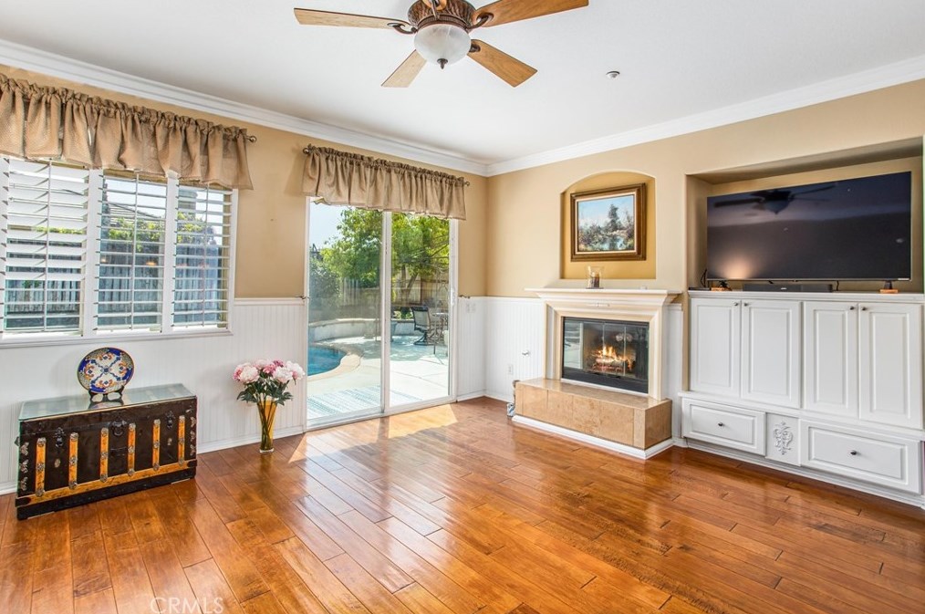 1536 Rose Arbor Ct, Redlands CA  92374-4737 exterior