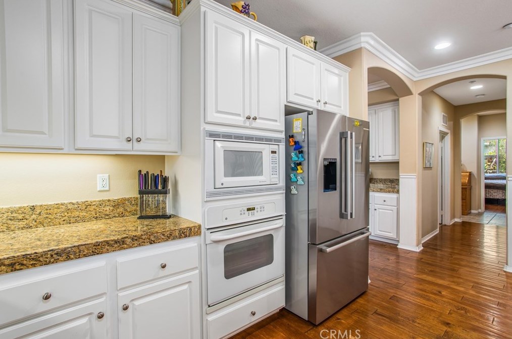 1536 Rose Arbor Ct, Redlands CA  92374-4737 exterior