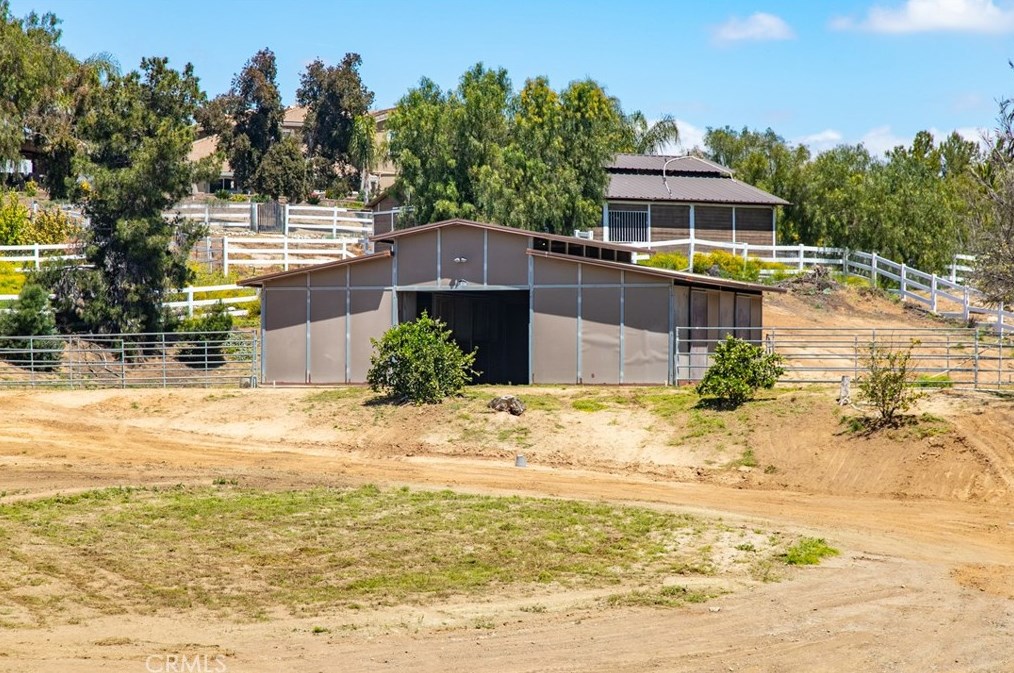 16528 Owl Tree Rd, Riverside CA  92504-9569 exterior