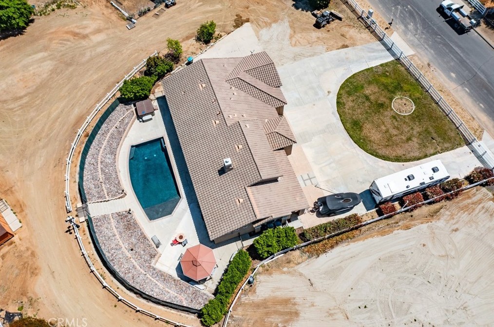 16528 Owl Tree Rd, Riverside CA  92504-9569 exterior