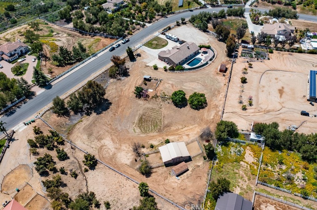 16528 Owl Tree Rd, Riverside CA  92504-9569 exterior