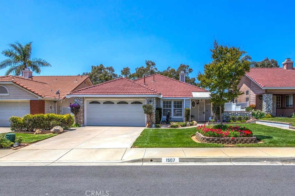 1507 Sequoia Dr, Beaumont CA  92223-6420 exterior