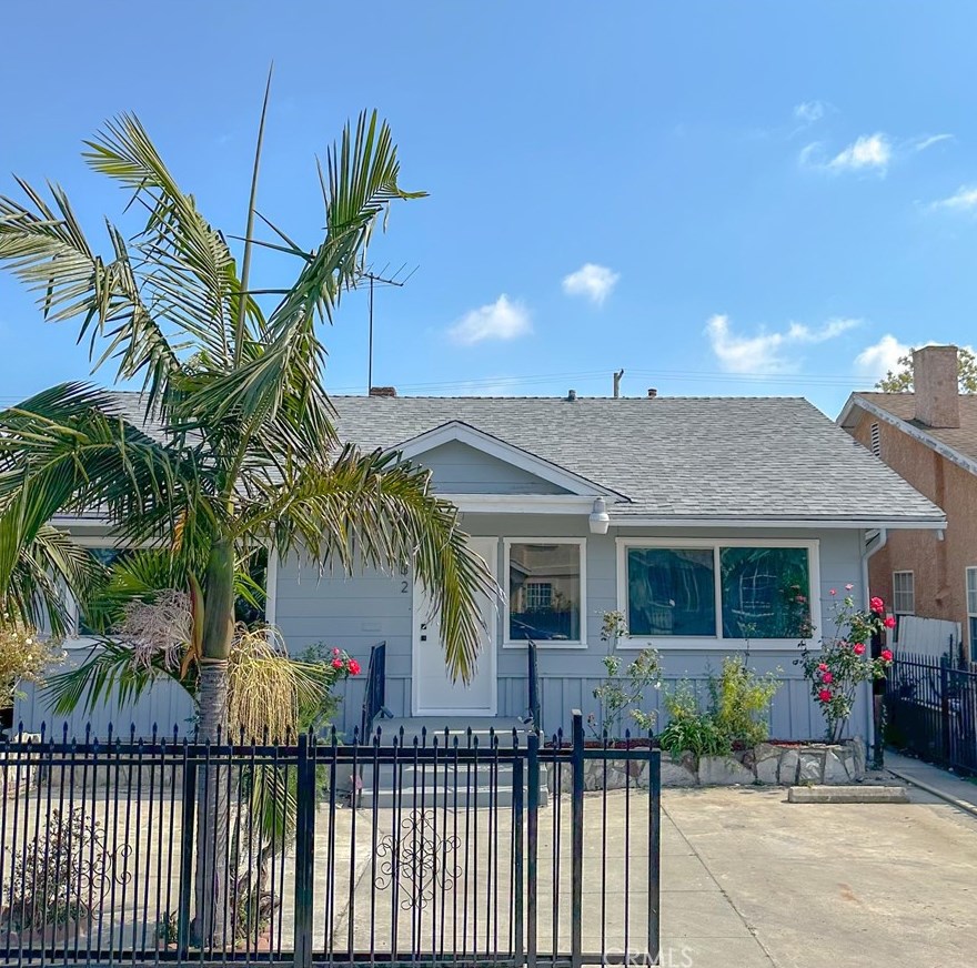 232 61st St, Los Angeles CA  90003-1232 exterior
