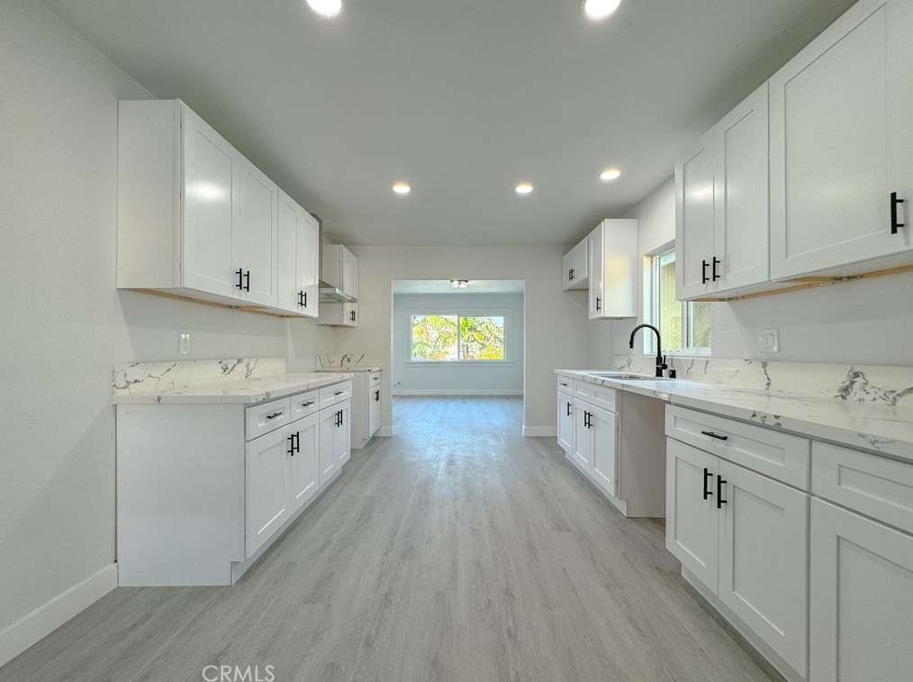 232 61st St, Los Angeles CA  90003-1232 exterior