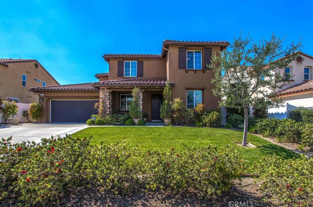 1521 Patterson Ranch Rd, Redlands CA  92374-2971 exterior