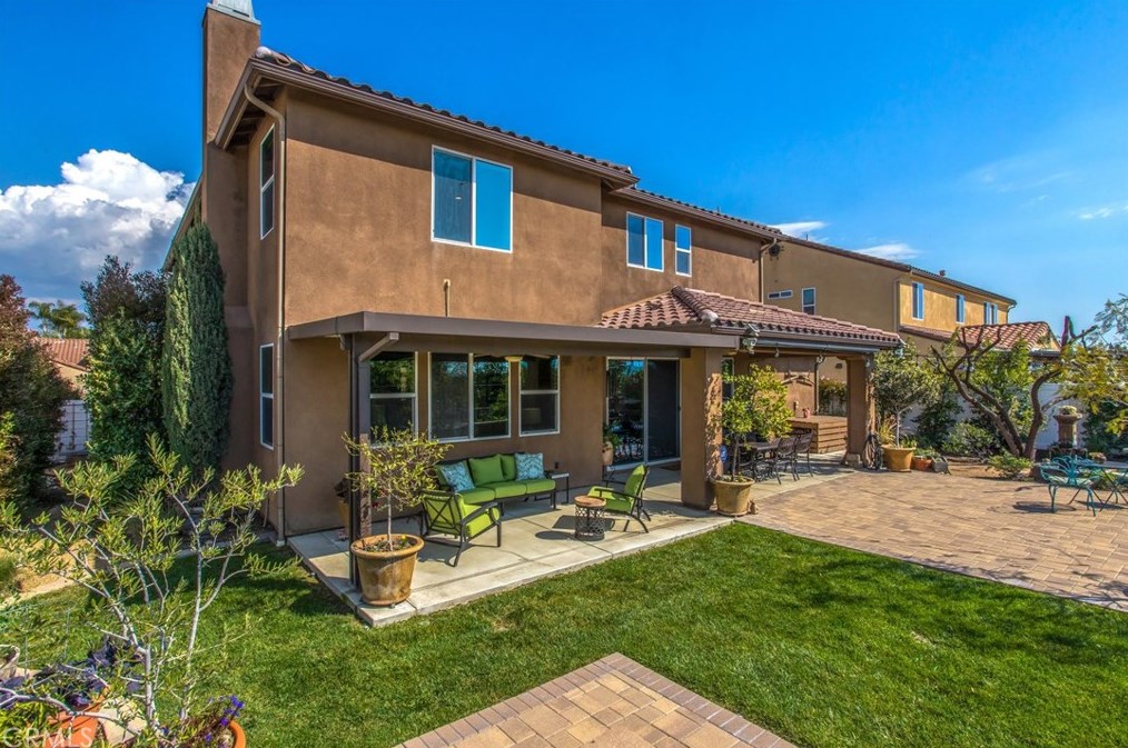 1521 Patterson Ranch Rd, Redlands CA  92374-2971 exterior