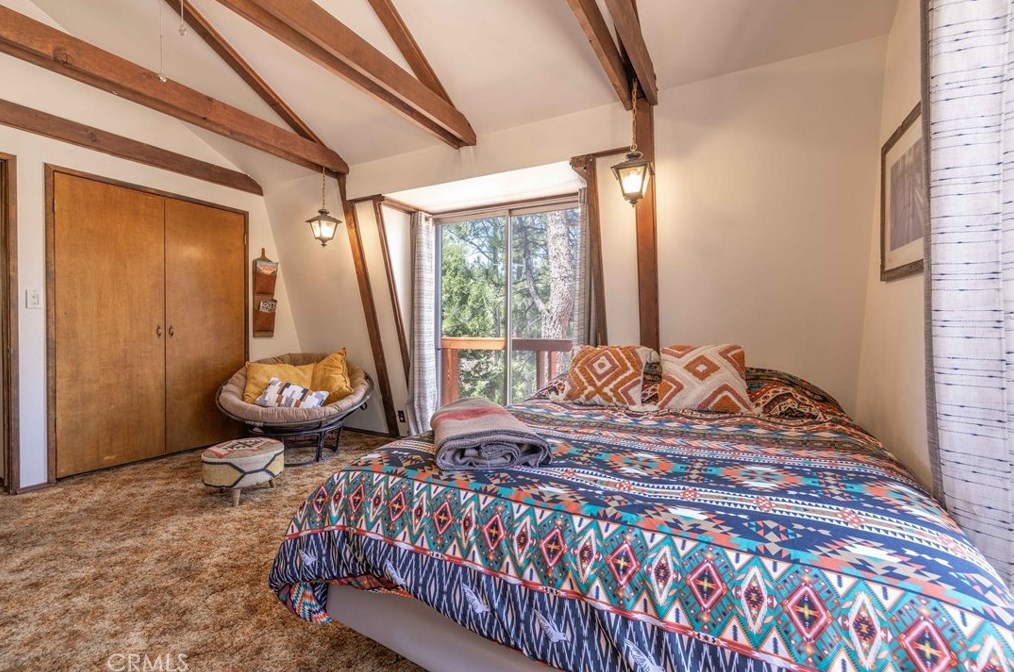 316 Hilltop Ln, Big Bear City CA  92314-9637 exterior