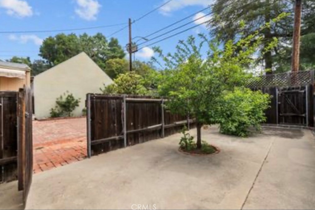 4958 Highland View Ave, Los Angeles CA  90041-1309 exterior