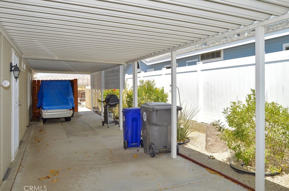 73954 Elizabeth Dr, Thousand Palms CA  92276-4082 exterior