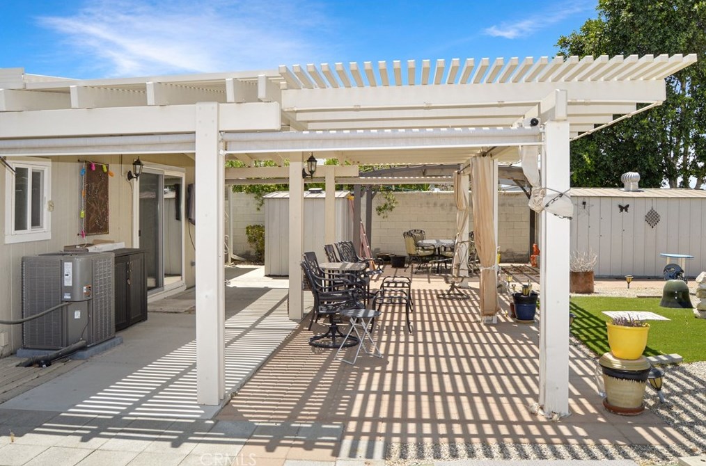 73954 Elizabeth Dr, Thousand Palms CA  92276-4082 exterior