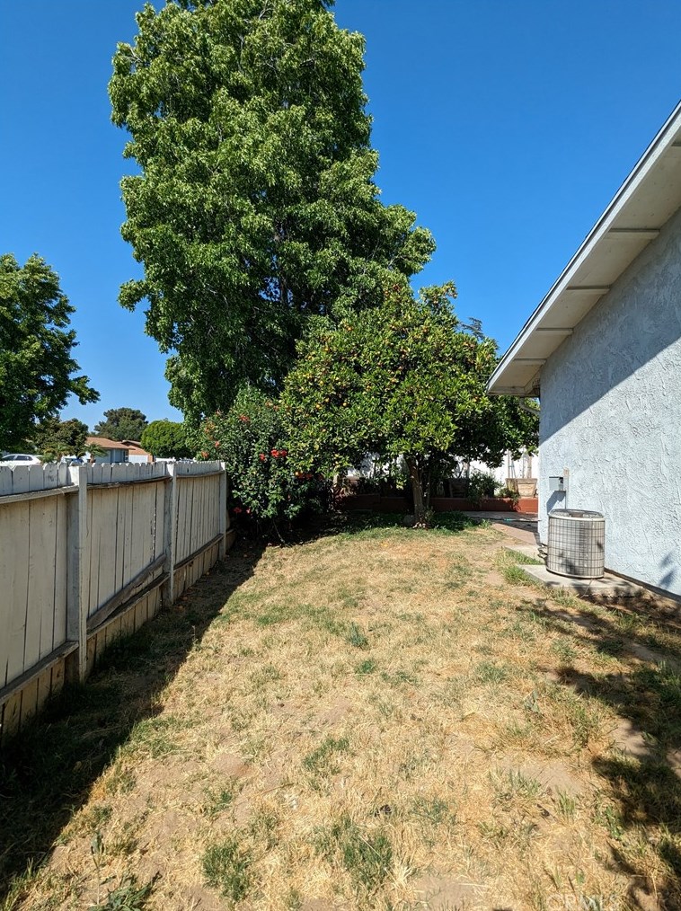 3597 Philadelphia Ct, Riverside CA exterior